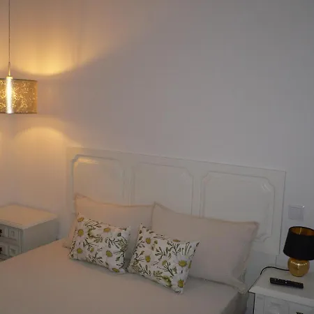 Maria Joao Βίλα *