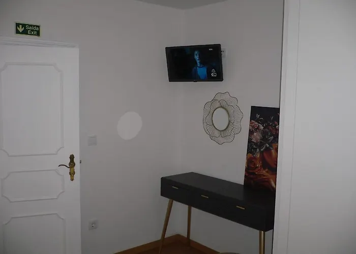 Maria Joao Вилла Паредиш-ди-Кора